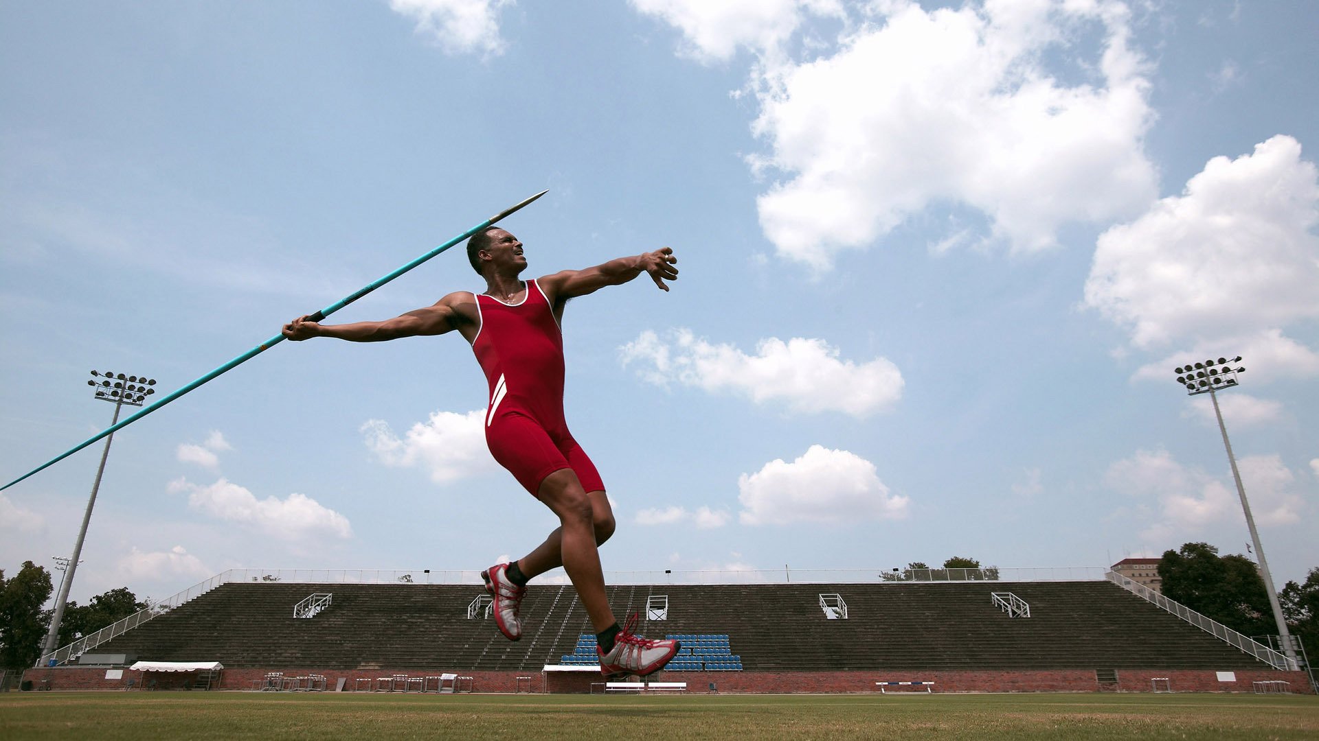 Ac米兰俱乐部官网-107球！萨拉赫是英超历史在单一球场进球第二多的球员，萨拉赫英超最佳球员